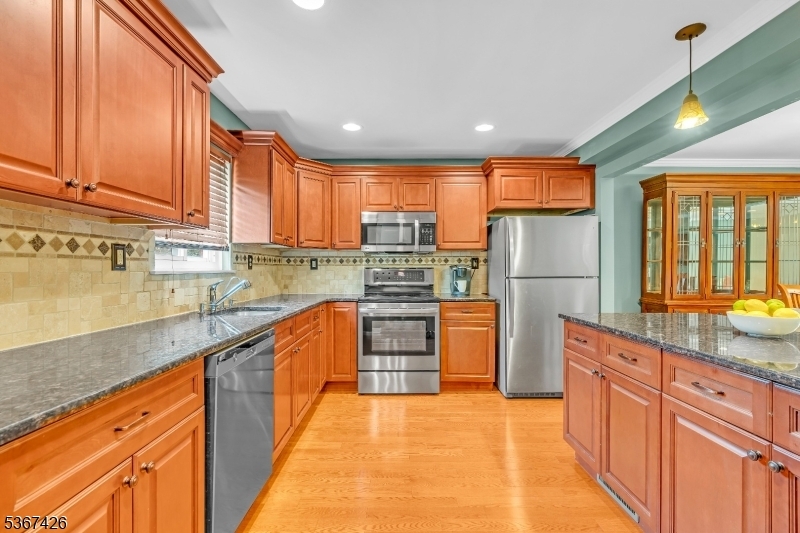 Property Photo: 2507 Balmoral Ct NJ 08844