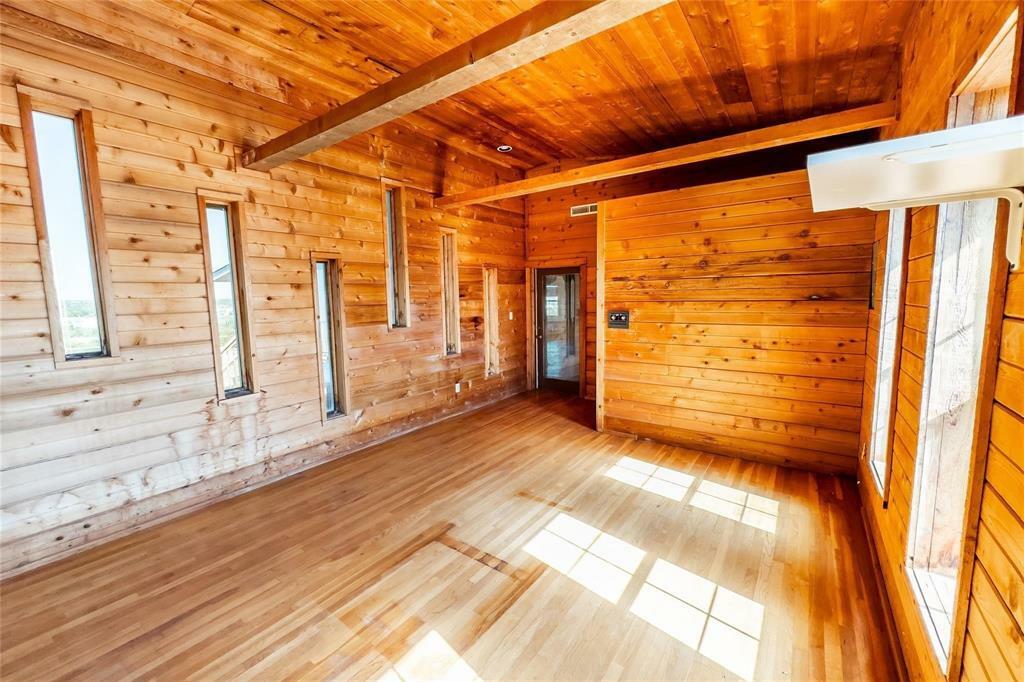Property Photo: 890 Rattlesnake Road TX 76548
