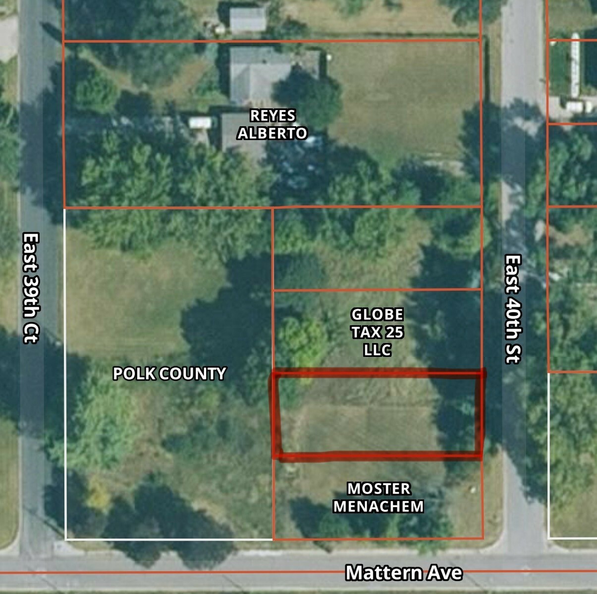 Property Photo:  1902 E 40th Street  IA 50317 