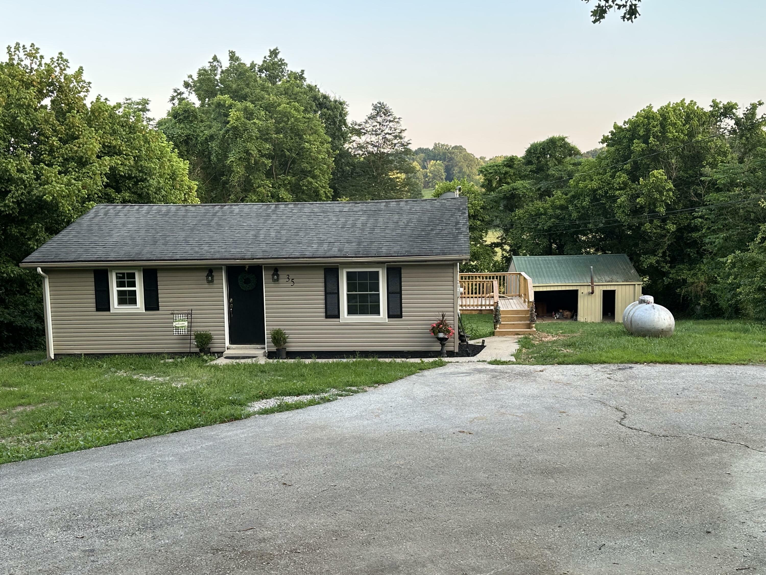Property Photo: 35 Rogers Lane KY 40336