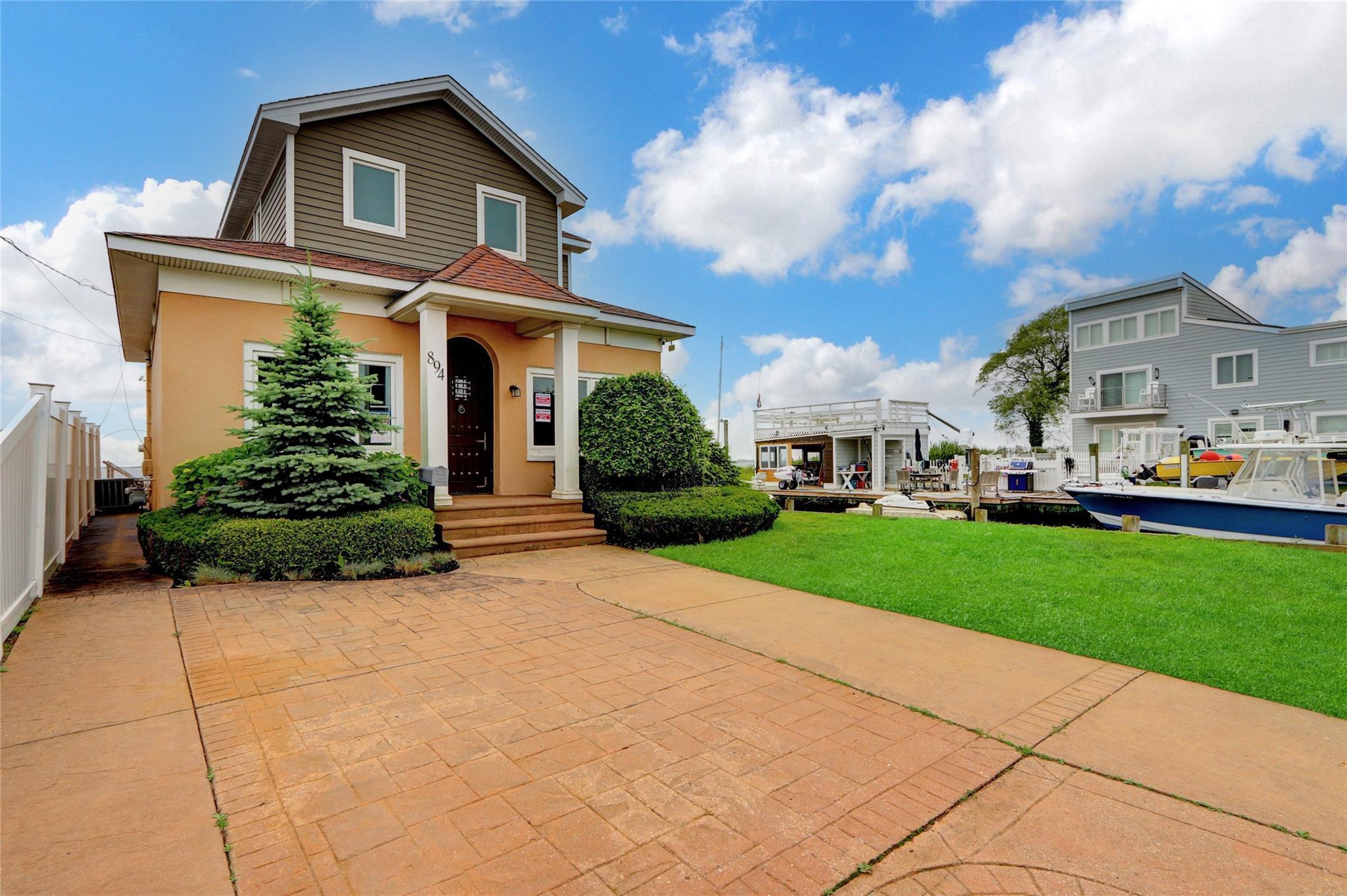 Property Photo: 894 Bay 9th Street NY 11795