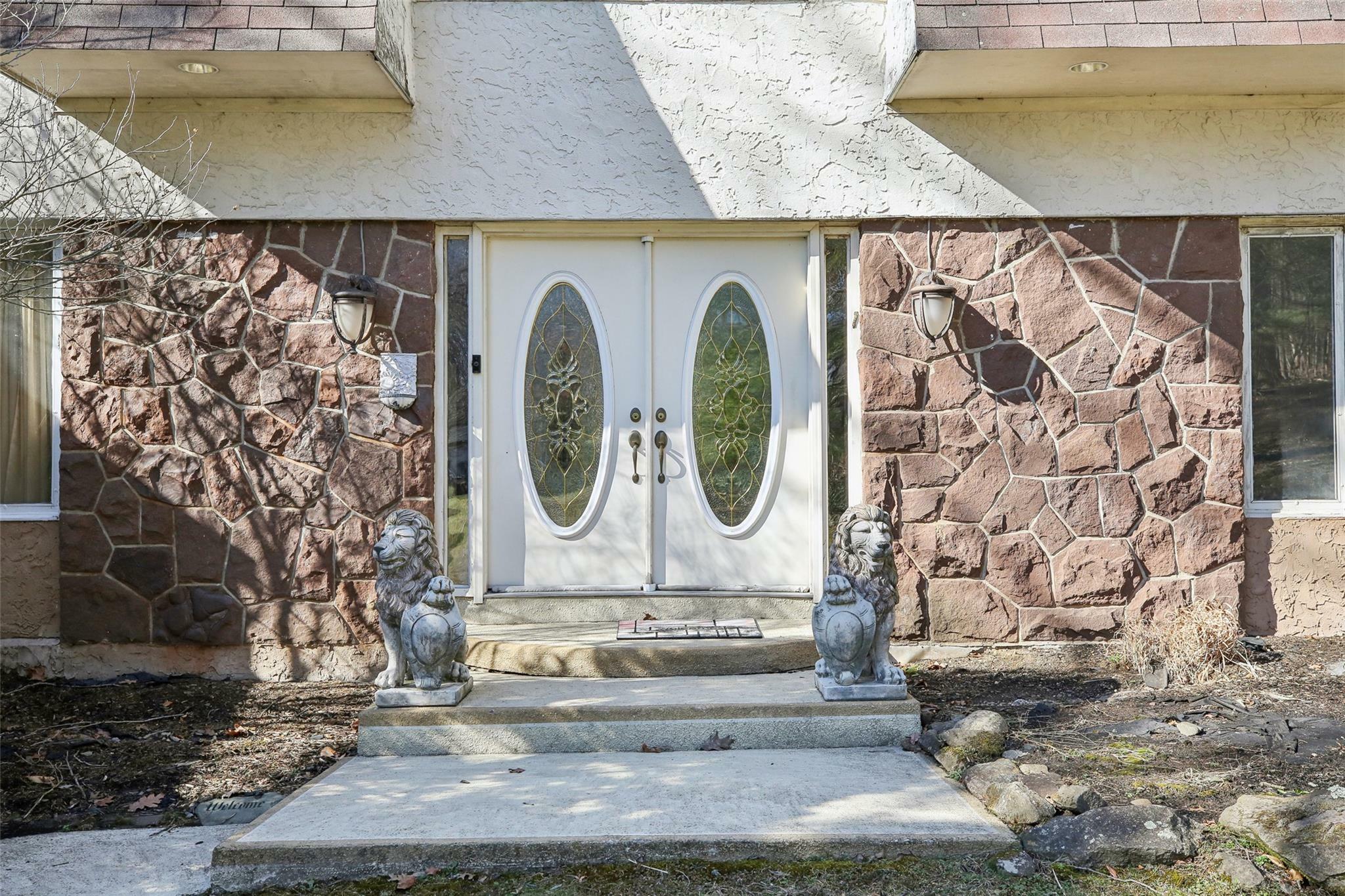 Property Photo: 2 Rainbow Court NY 10956