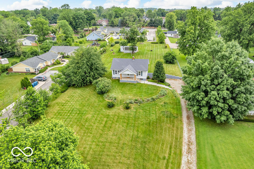 Property Photo: 1130 E 105th Street IN 46280