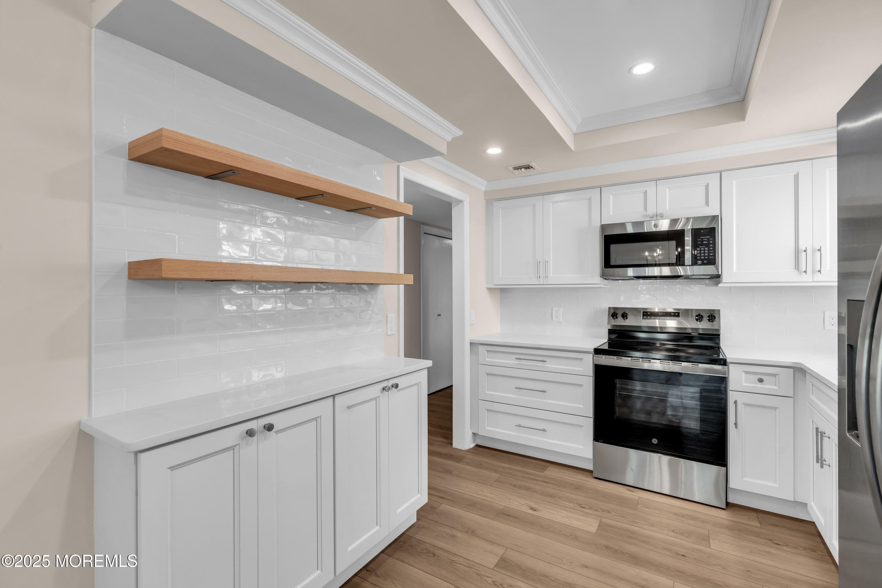 Property Photo: 377 Old Nassau Road 377B NJ 08831