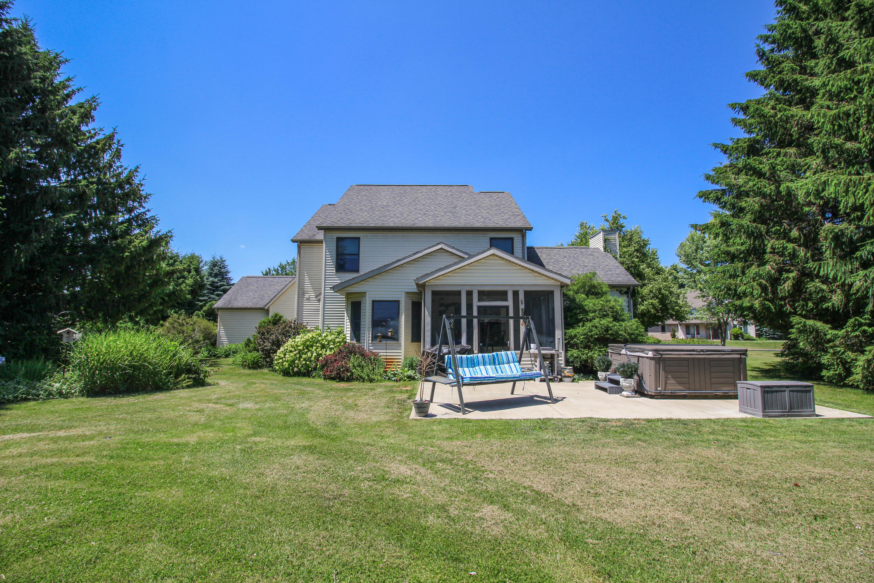Property Photo: 5771 Woodbrook Street MI 49087