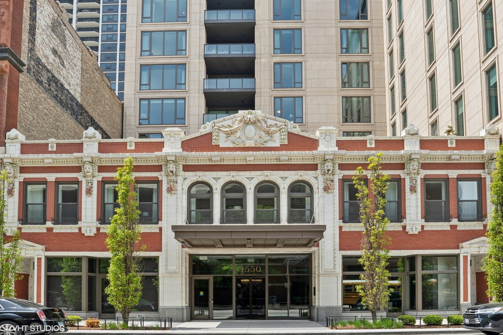 Property Photo: 1550 N Clark Street 301 IL 60610