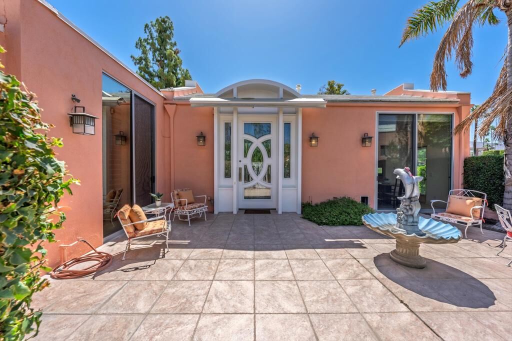 Property Photo:  47157 El Menara Circle  CA 92260 