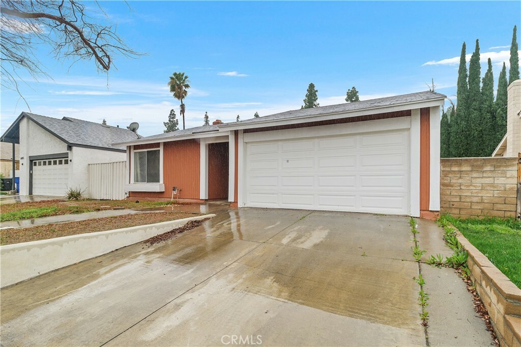 Property Photo: 6897 Crest Avenue CA 92503
