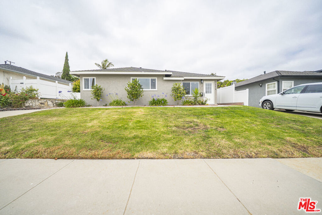 Property Photo:  2618 Brian Avenue  CA 90505 