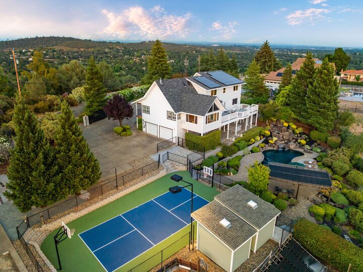 Property Photo:  3400 Woodleigh Lane  CA 95682 