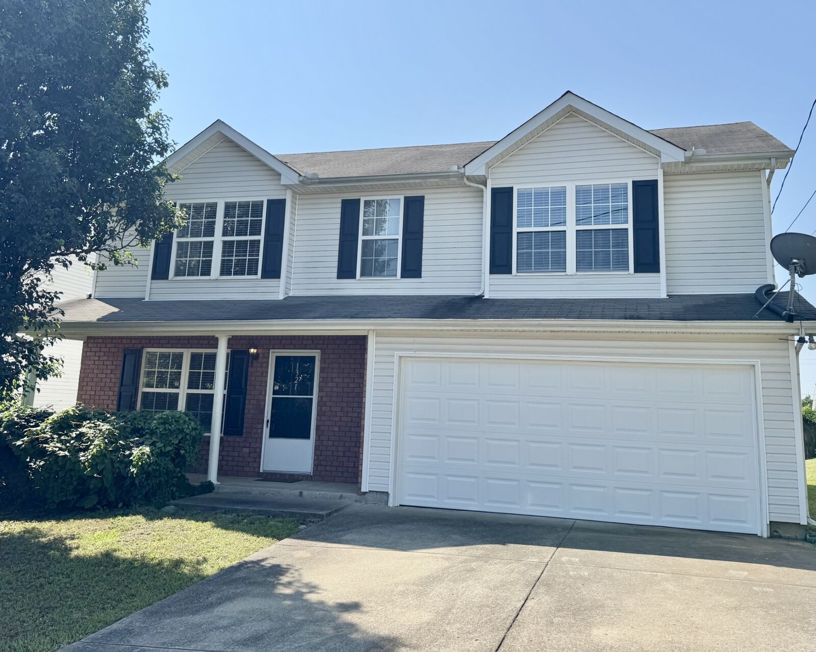 Property Photo: 1321 Tonya Dr TN 37086