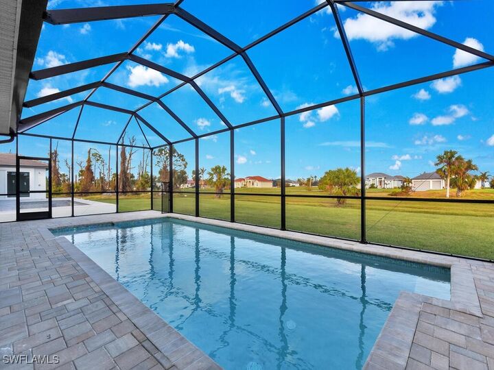 Property Photo: 193 Rotonda Boulevard S FL 33947