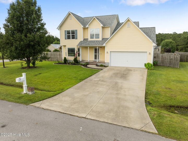 108 Michelle Ward Lane  Maple Hill NC 28454 photo