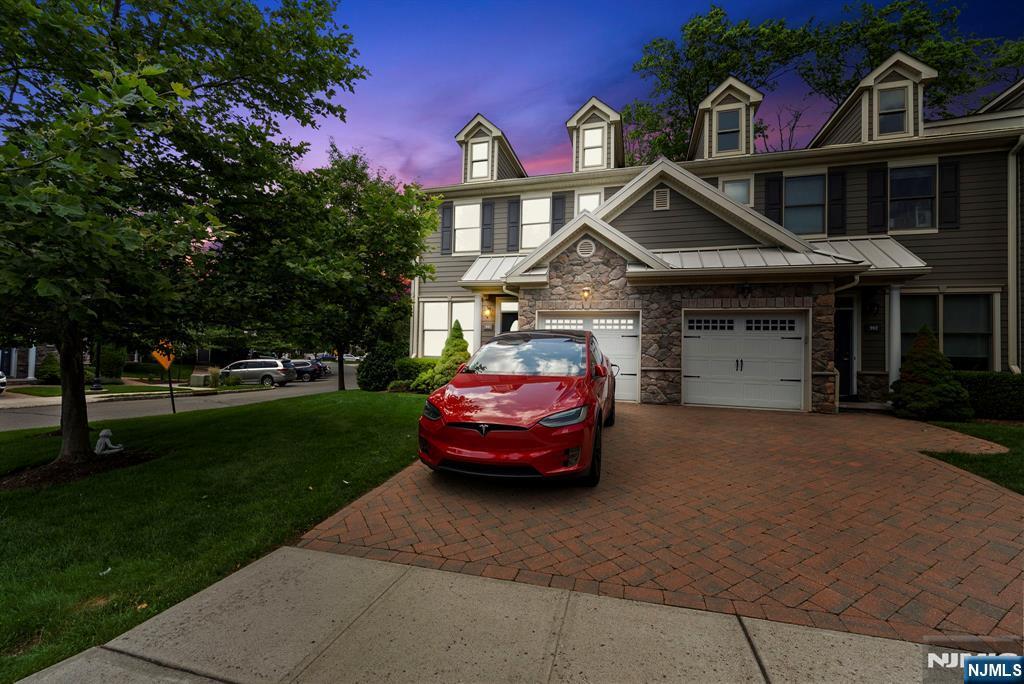 Property Photo: 901 Whitney Lane NJ 07401