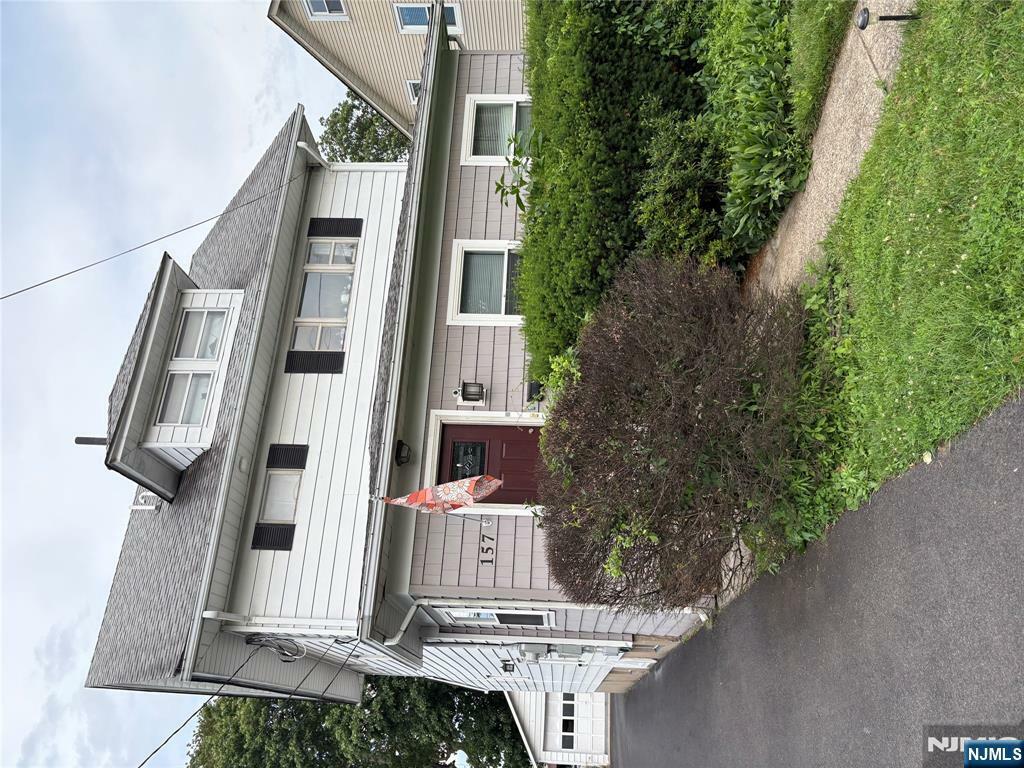 Property Photo:  157 Arlington Avenue 2  NJ 07506 