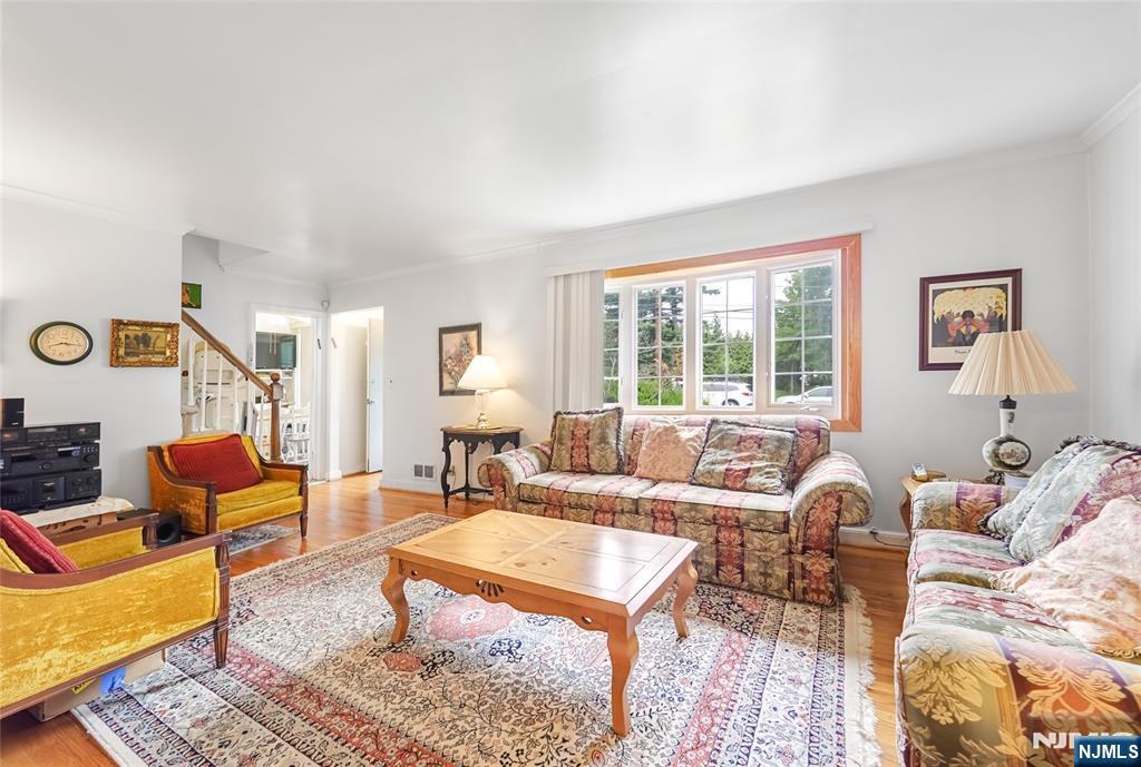 Property Photo:  16 Vandelinda Avenue  NJ 07666 