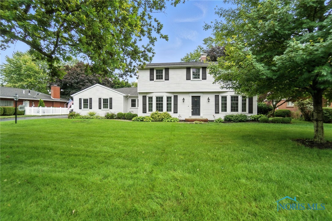 405 Orchard Lane  Findlay OH 45840 photo