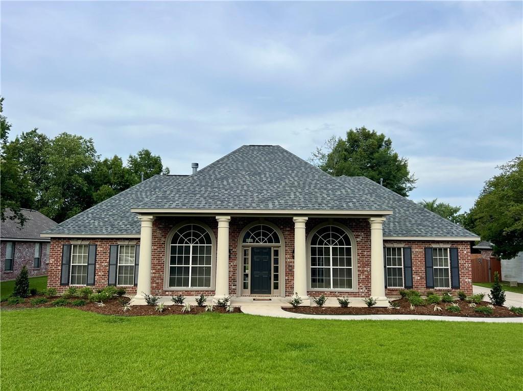 Property Photo: 319 Red Maple Drive LA 70448