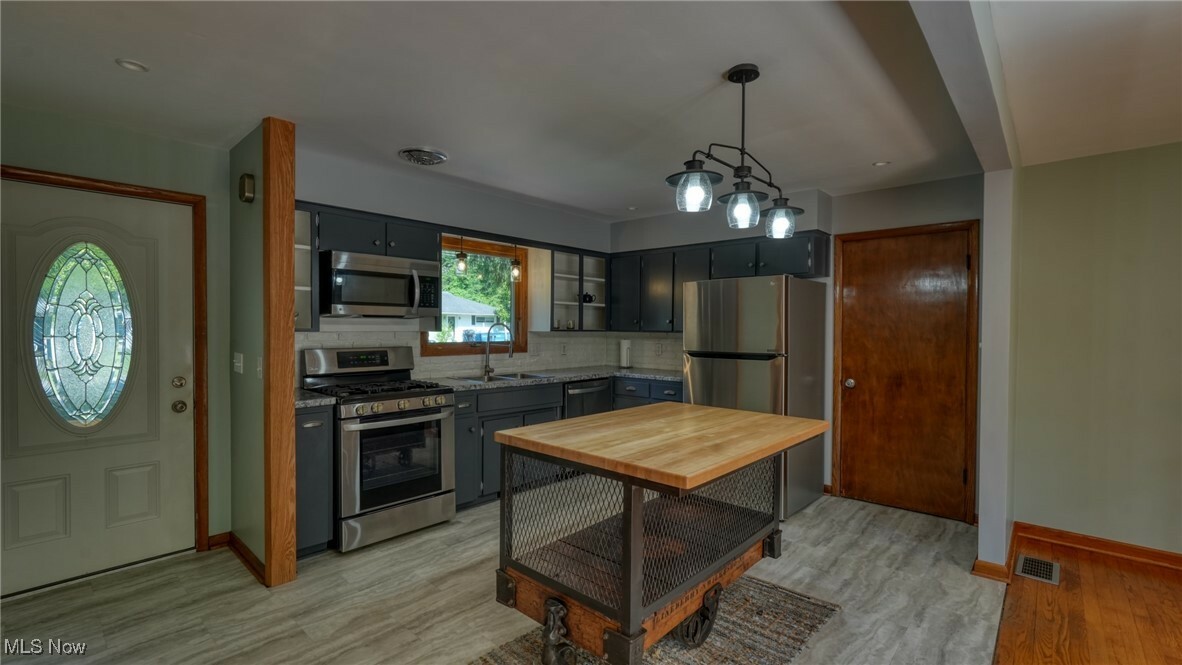 Property Photo:  11 Garfield Avenue  OH 43762 