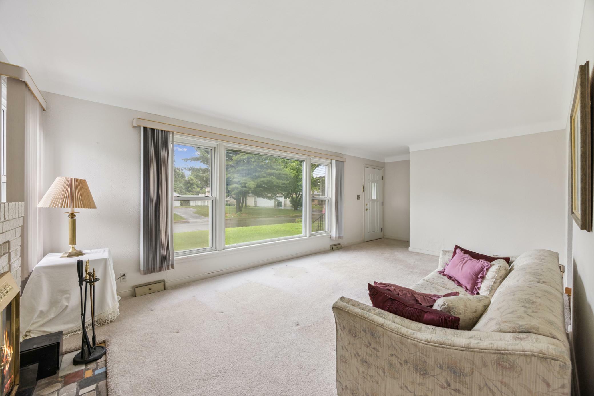 Property Photo:  1895 Edgewater Avenue  MN 55112 
