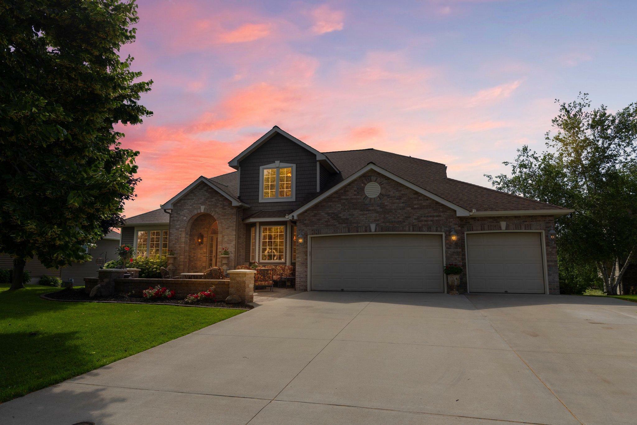 Property Photo:  20745 Independence Court  MN 55044 