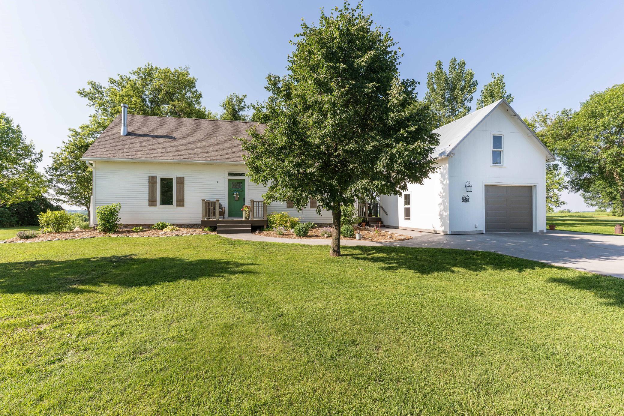 Property Photo:  18377 County Highway 25  MN 56537 