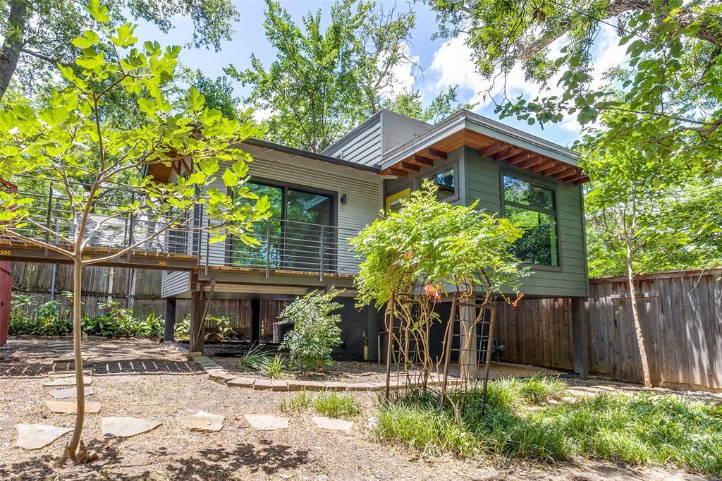 Property Photo: 6931 Lindsley Avenue TX 75223