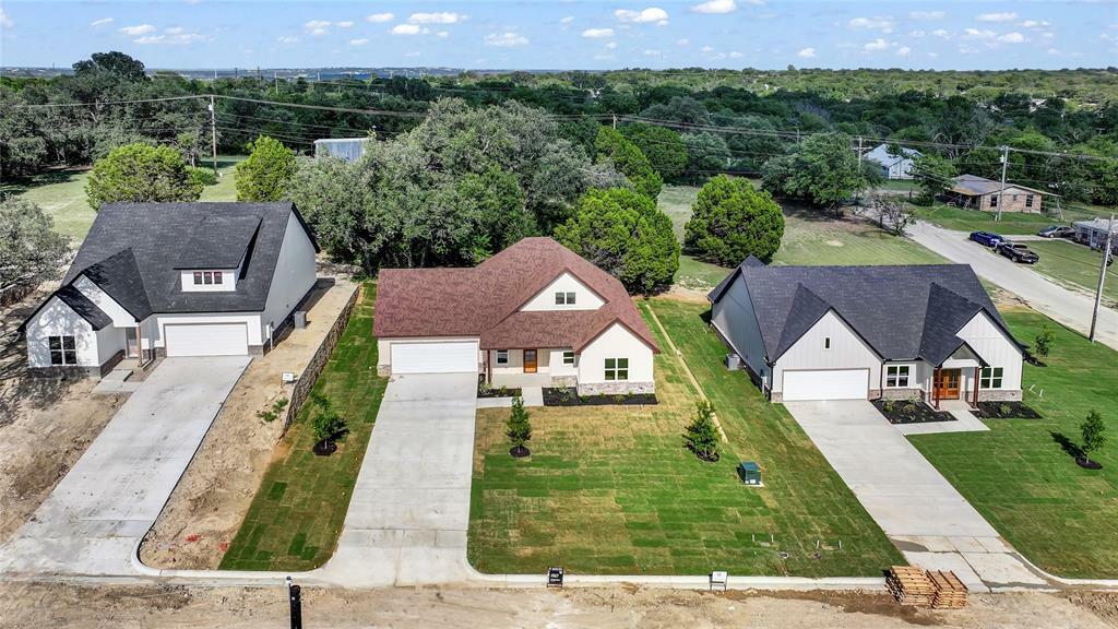 Property Photo: 1604 Franklin Street TX 76086