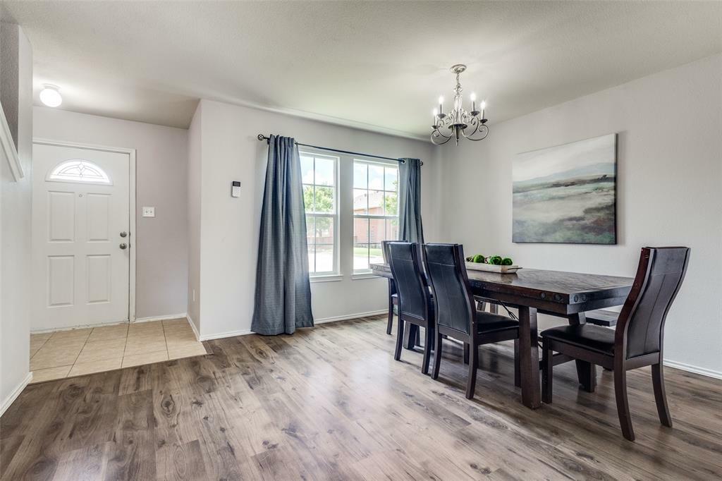 Property Photo: 3405 Groveland Terrace TX 76210