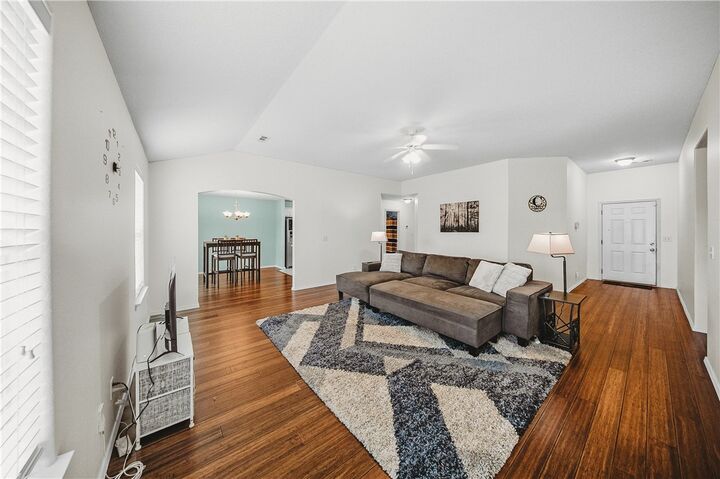 Property Photo: 2167 Sweetwater Ranch Avenue AR 72764