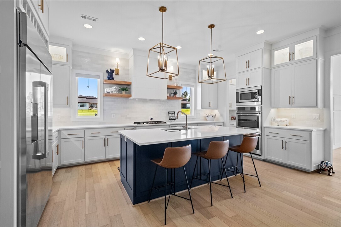 Property Photo: 4204 S Exeter Drive AR 72758