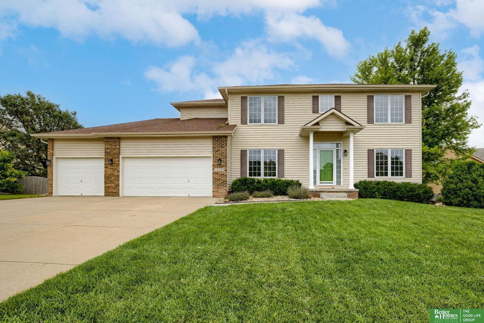 Property Photo:  14123 Camden Avenue  NE 68164 