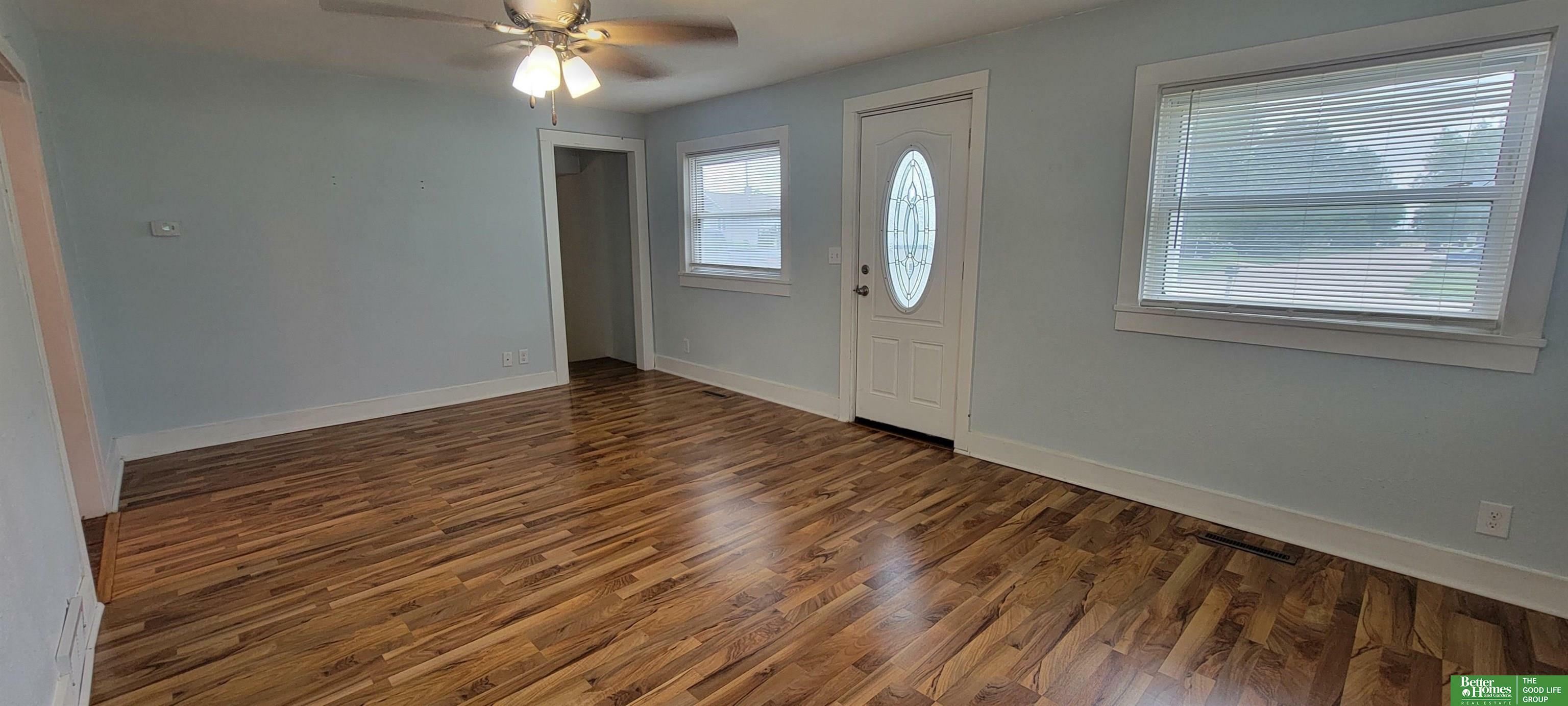Property Photo: 200 W 19th Street NE 68467