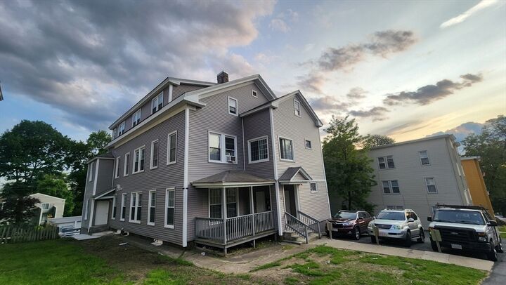 Property Photo: 18 Catharine St MA 01605