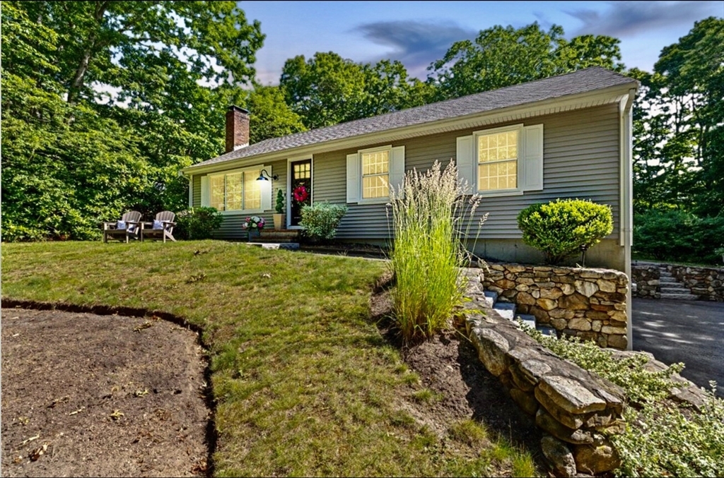 Property Photo: 15 Surrey Ln MA 02563