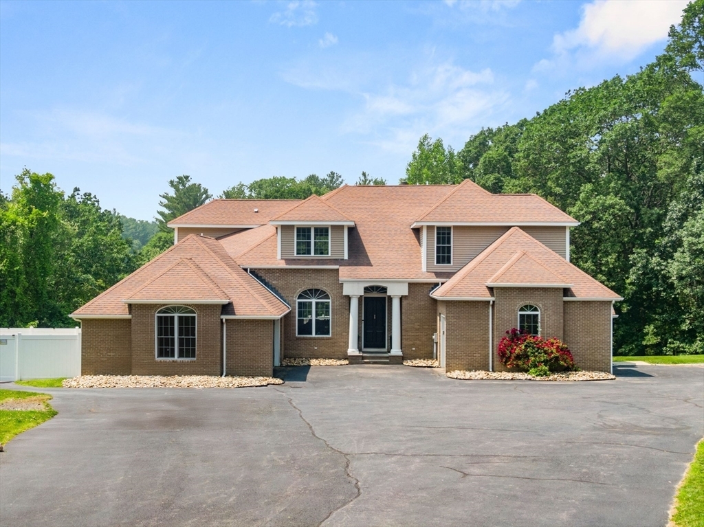 Property Photo:  31 Cedar Street  MA 01864 