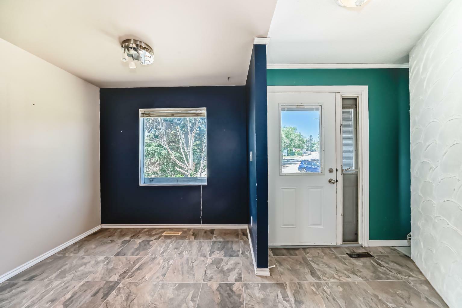 Photo de la propriété: 418 Ellis Crescent AB T1V 1J1