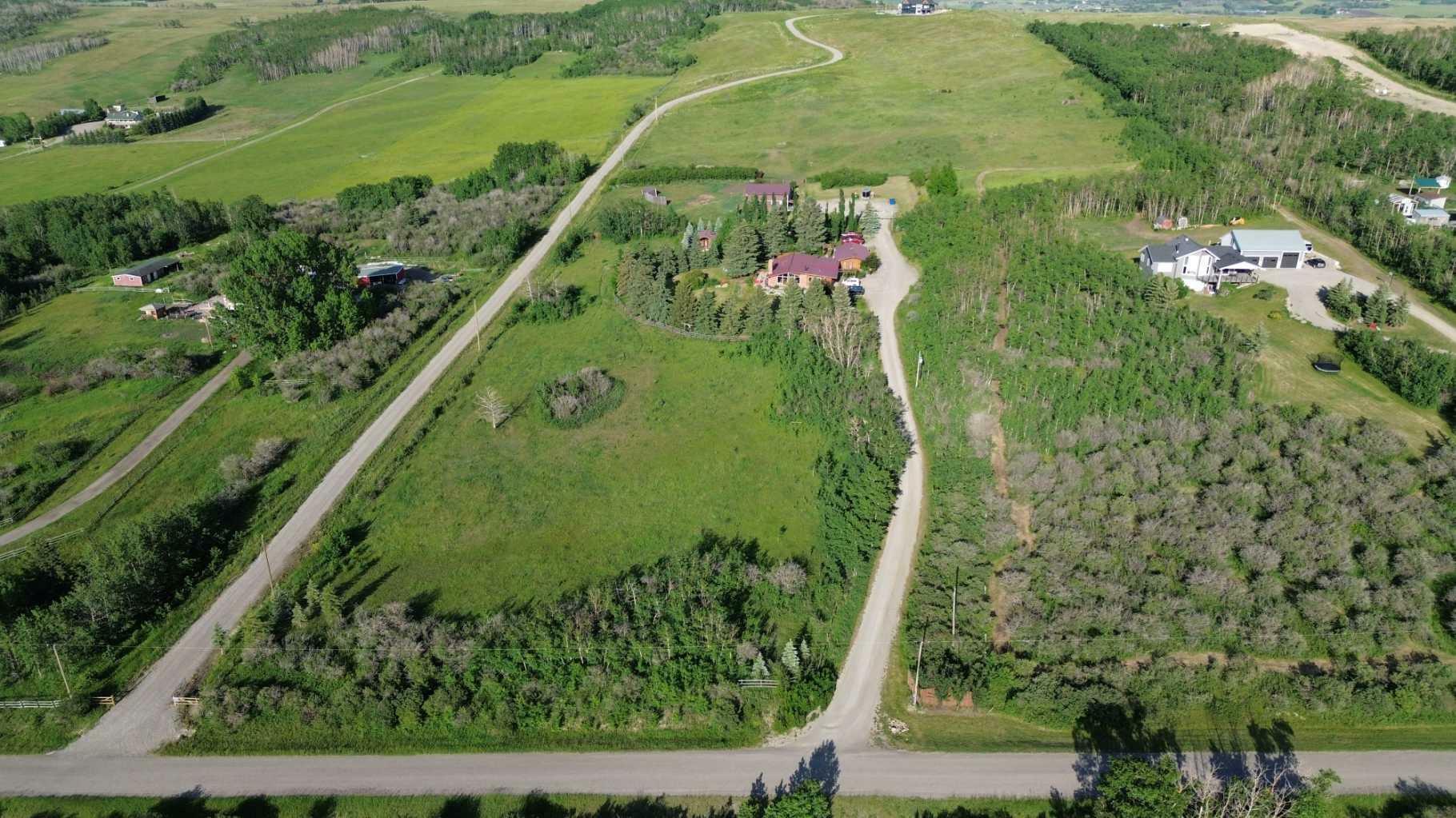 Property Photo: 418102 96 Street W AB T1S 6A5