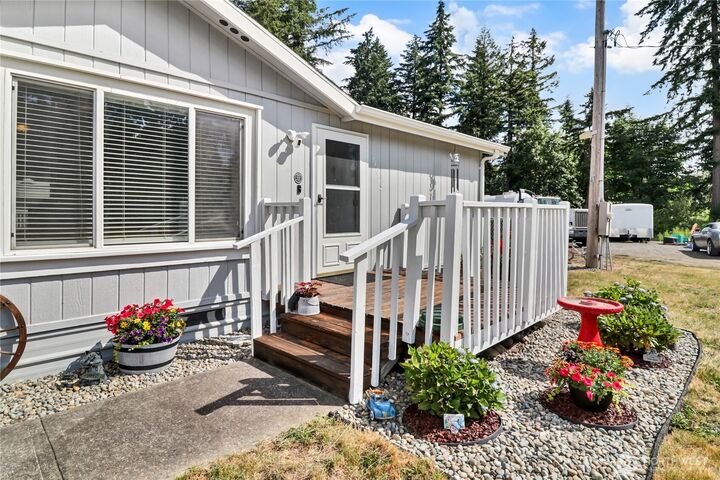 Property Photo:  14615  Lawrence Lake Road SE  WA 98597