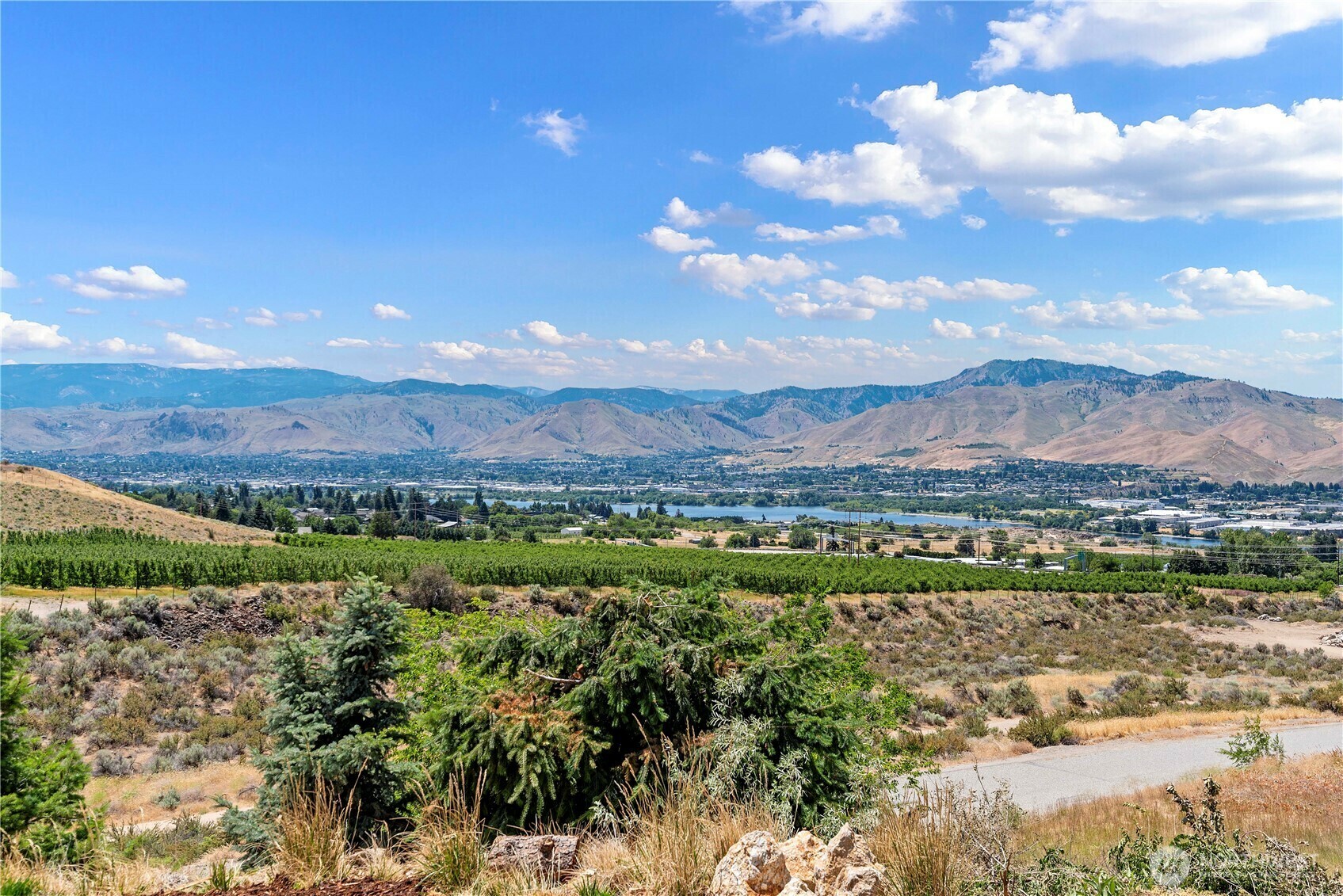 Property Photo: 71 Blue Grade Road WA 98802