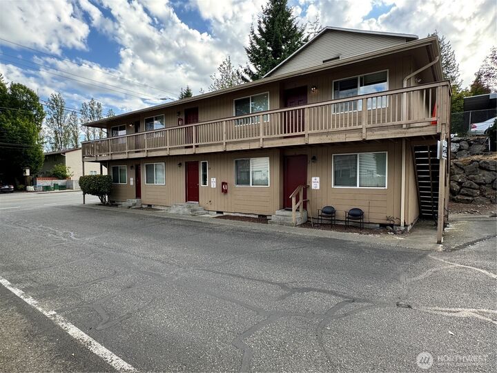 Property Photo:  109 W  Casino Road  WA 98204 