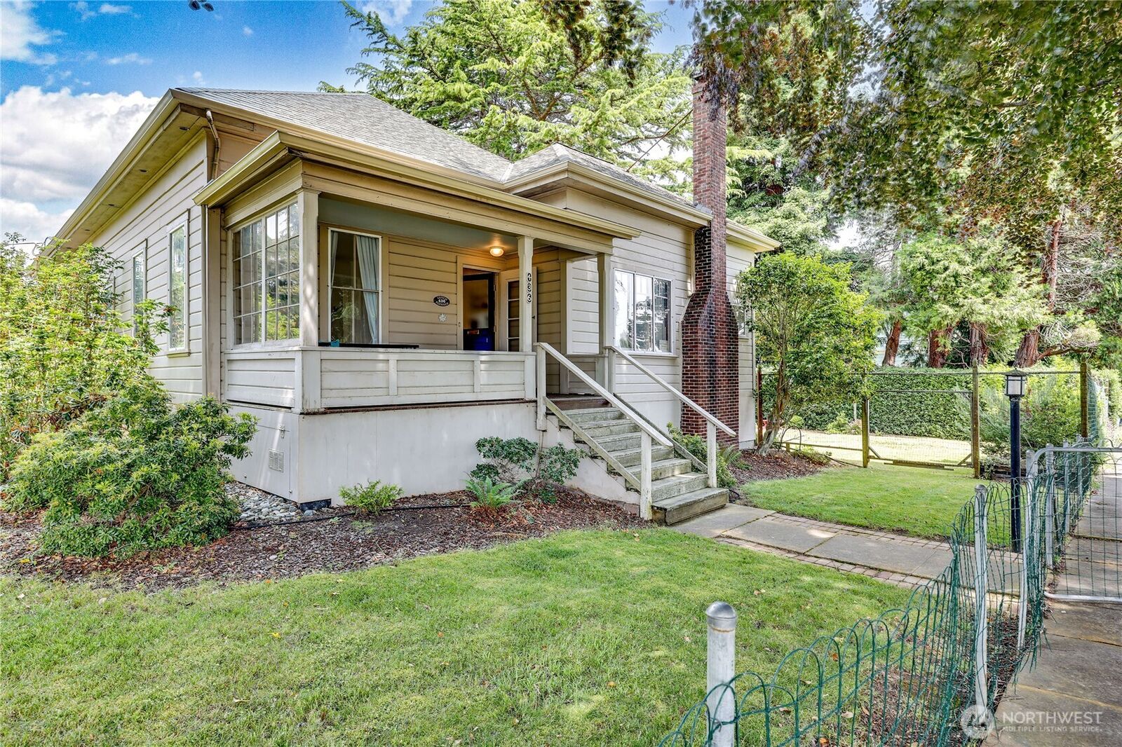 Property Photo:  436  Lincoln Street  WA 98368 