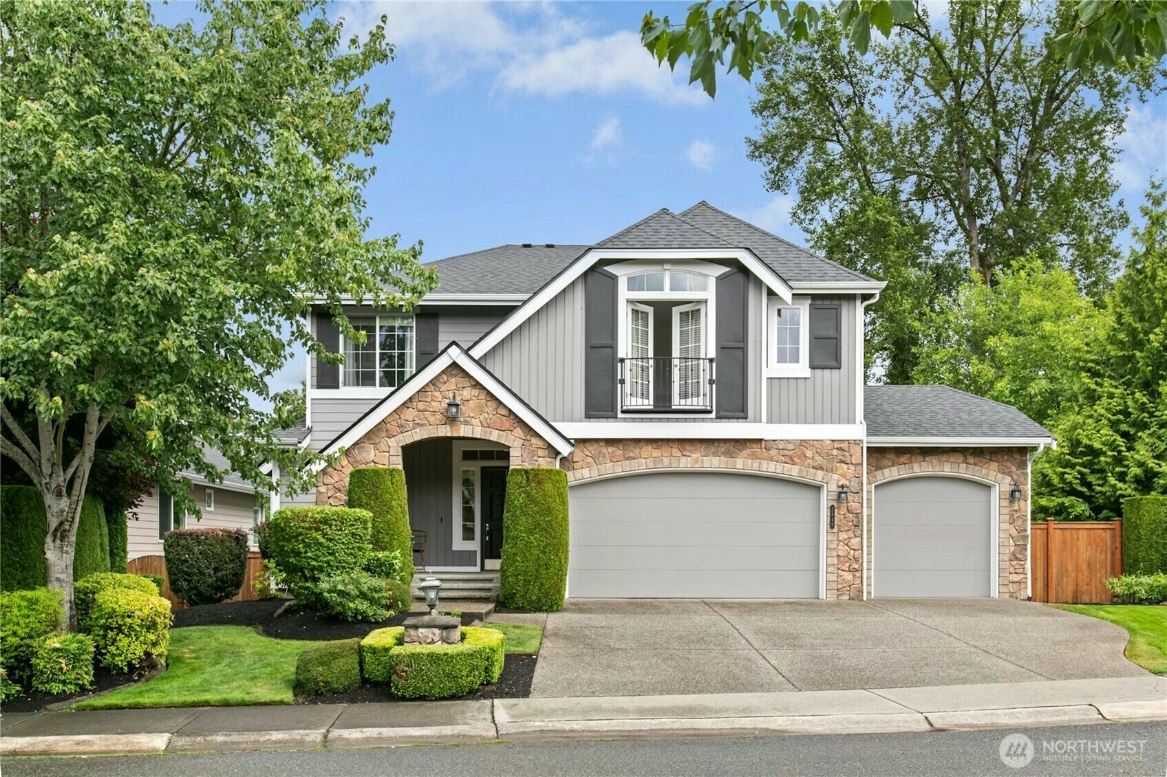 Property Photo: 2848 278th Avenue SE WA 98075