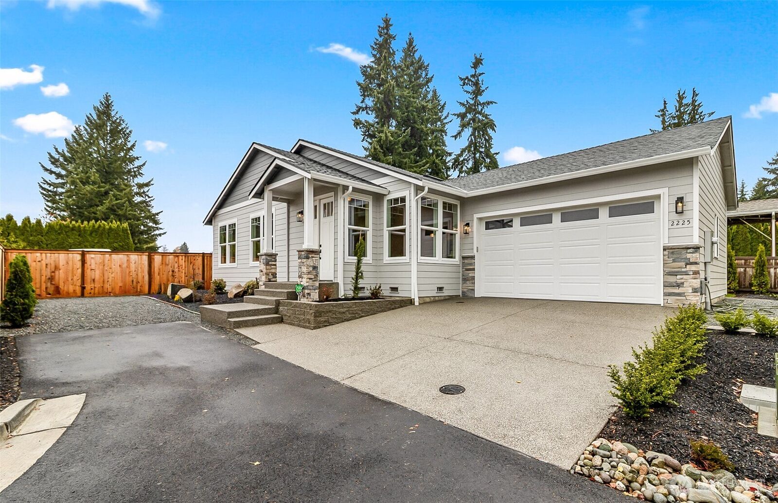 Property Photo:  2225  124th Street SE  WA 98208 