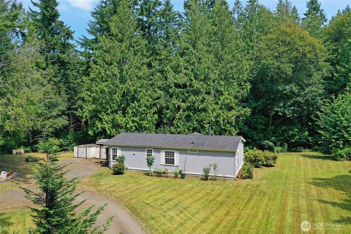 Property Photo: 926 NE Genes Lane WA 98370