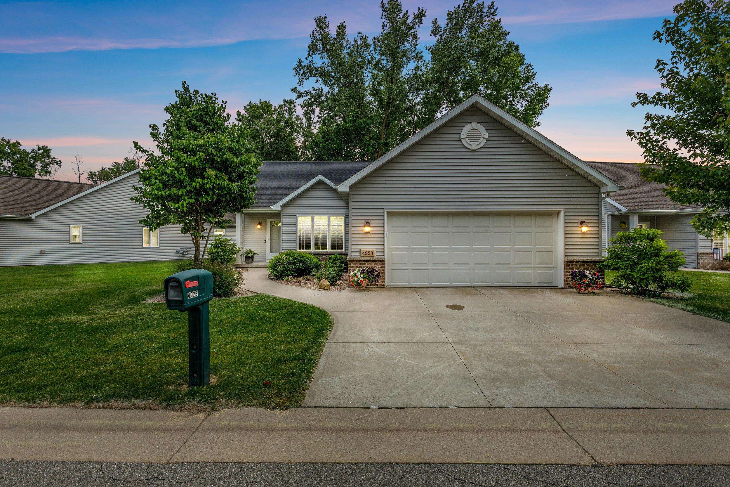 Property Photo: 4923 W Woods Creek Lane WI 54913