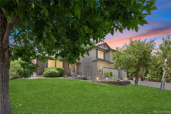Property Photo: 8725 Meadowlark Circle CO 80126