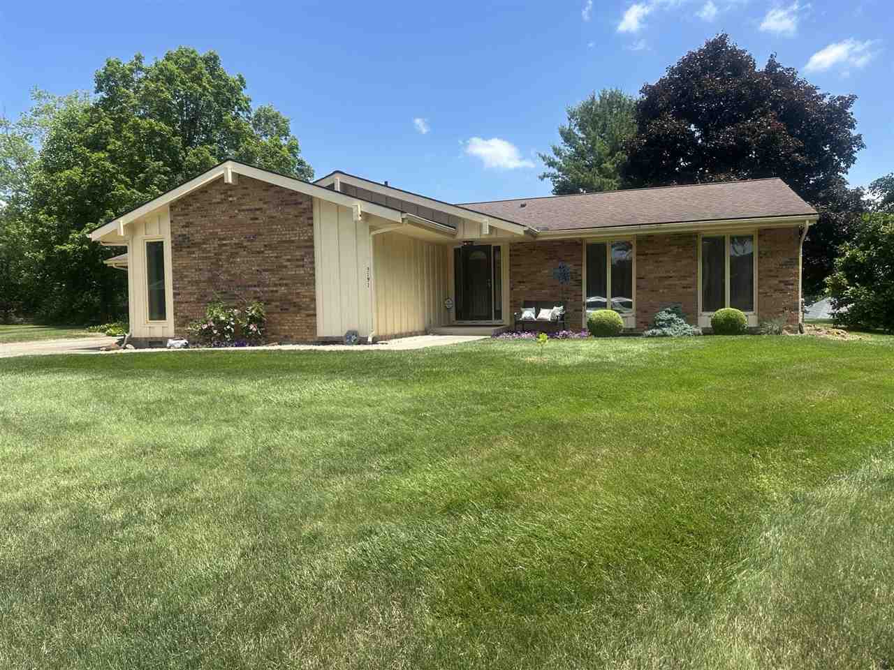 3191 Woodgate Way  Richmond IN 47374 photo