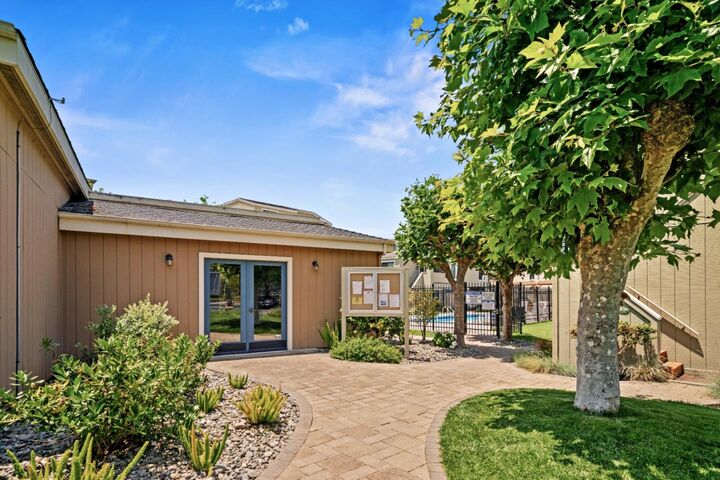 Property Photo:  820 Casanova Avenue 75  CA 93940 