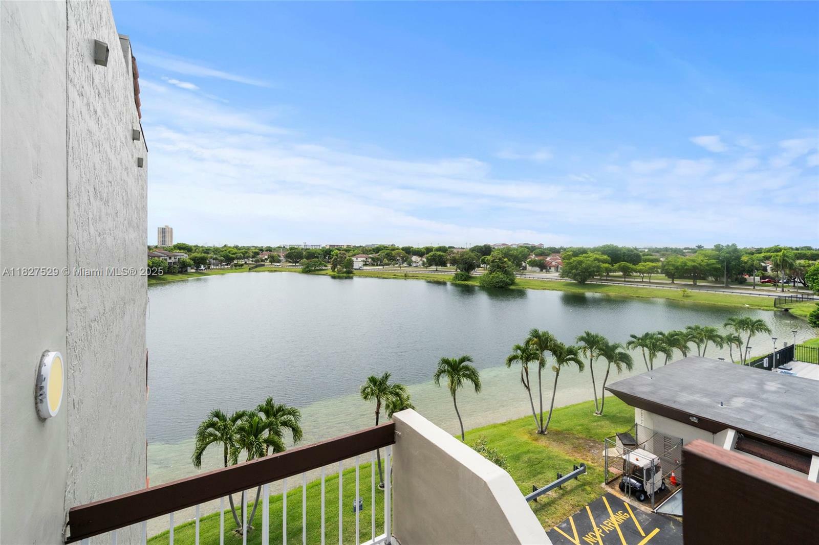 10290 NW 9th St Cir 511  Miami FL 33172 photo